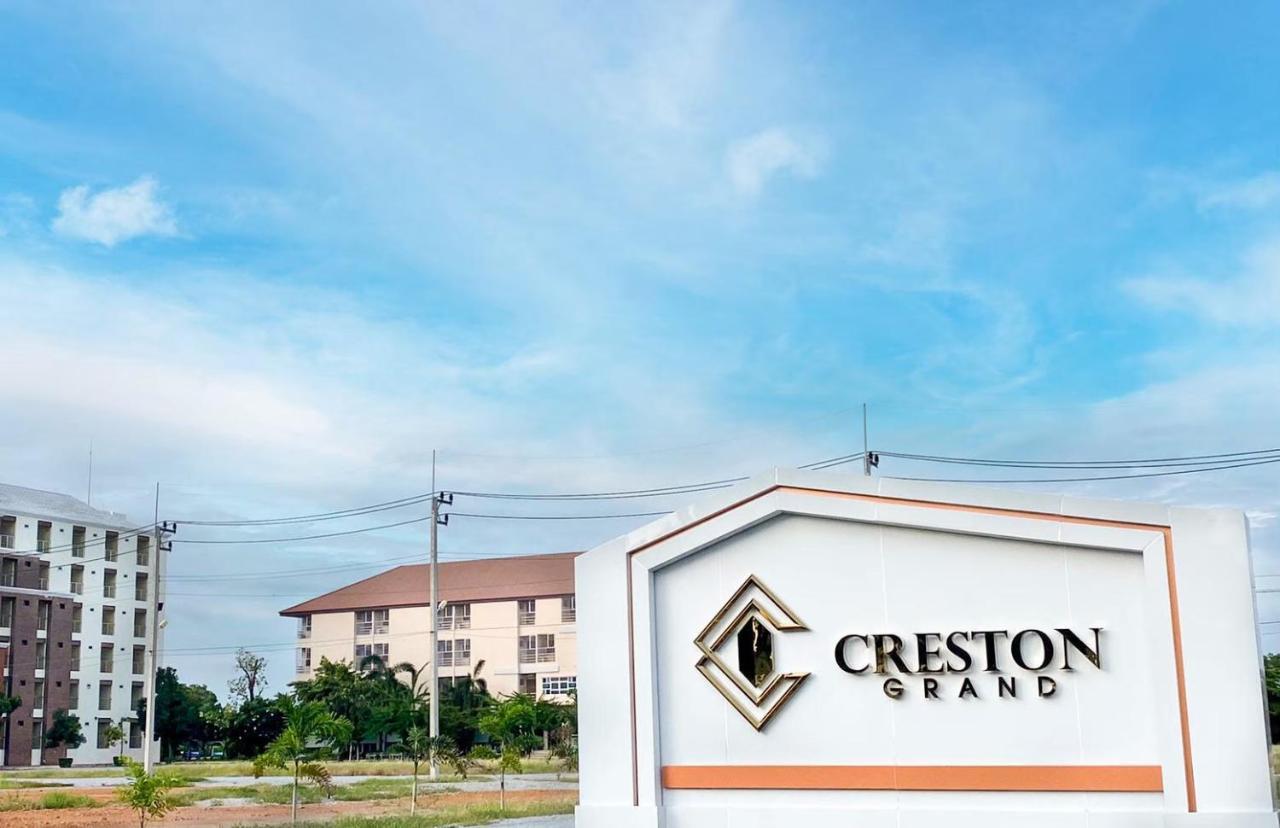Creston Grand Hotel Suphan Buri Exterior photo
